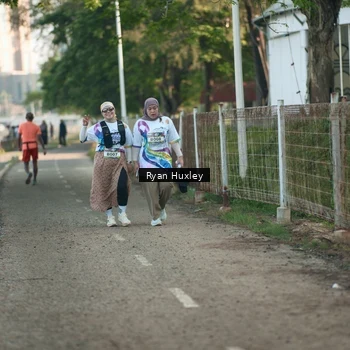 Runner Photo 6086131