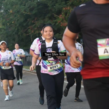 Runner Photo 6086138