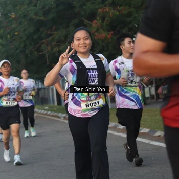 Runner Photo 6086141
