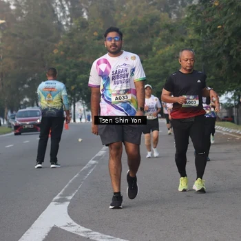 Runner Photo 6086143