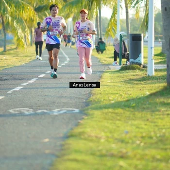 Runner Photo 6086248