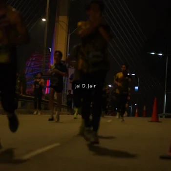 Runner Photo 6086314