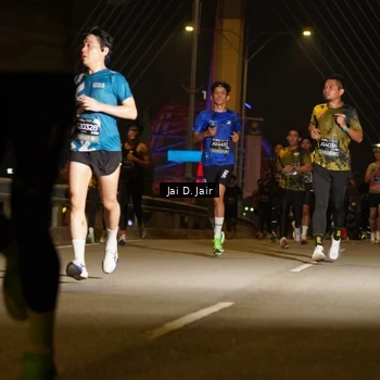 Runner Photo 6086322