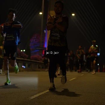 Runner Photo 6086337
