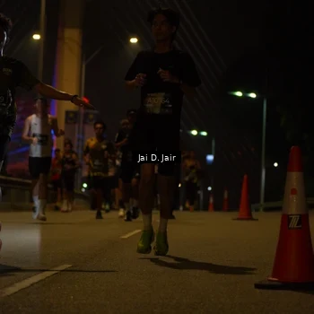 Runner Photo 6086369