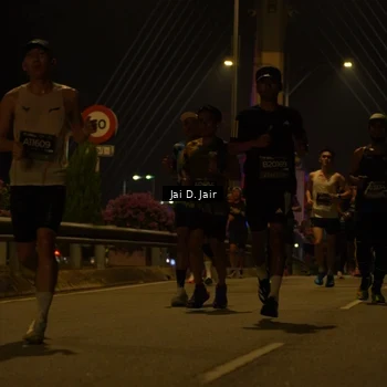 Runner Photo 6086382