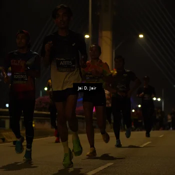 Runner Photo 6086424