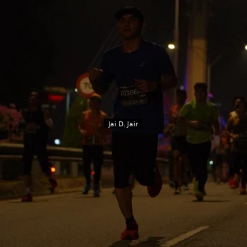 Runner Photo 6086490