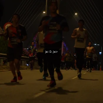 Runner Photo 6086529