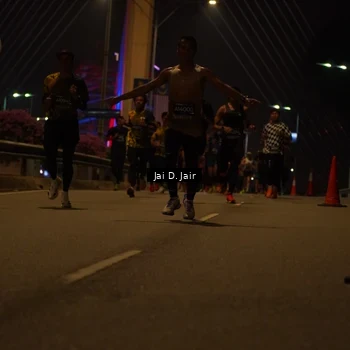 Runner Photo 6086555