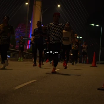 Runner Photo 6086583