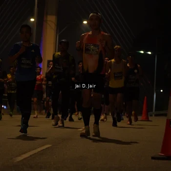 Runner Photo 6086651