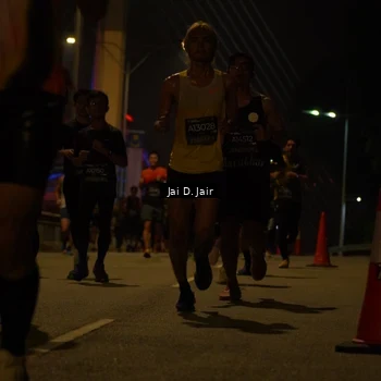 Runner Photo 6086663