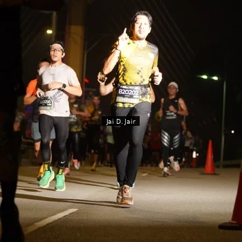 Runner Photo 6086689
