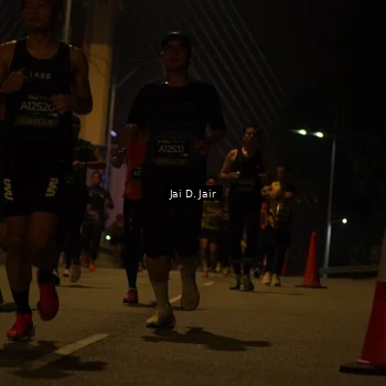 Runner Photo 6086839