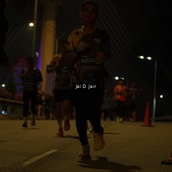 Runner Photo 6086853