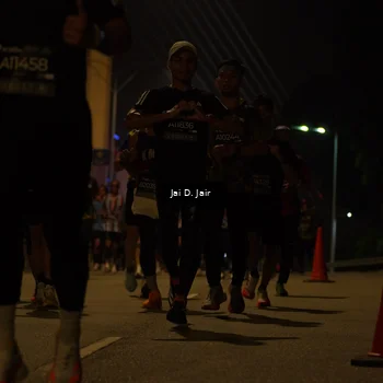 Runner Photo 6086957