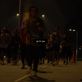 Runner Photo 6087007