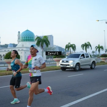 Runner Photo 6087042