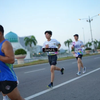 Runner Photo 6087148