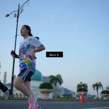 Runner Photo 6087255
