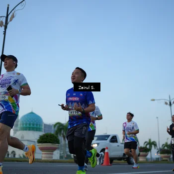 Runner Photo 6087303