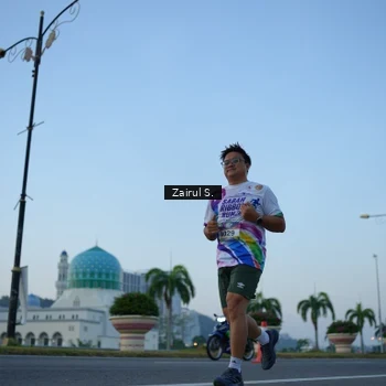 Runner Photo 6087315
