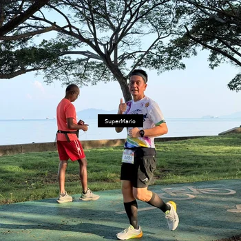 Runner Photo 6087363