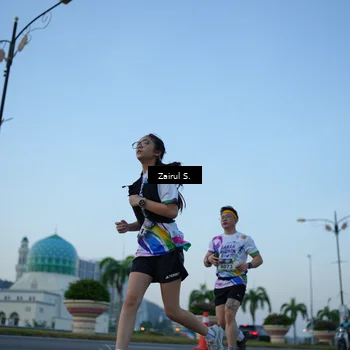 Runner Photo 6087408