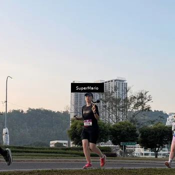 Runner Photo 6087443