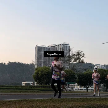 Runner Photo 6087446