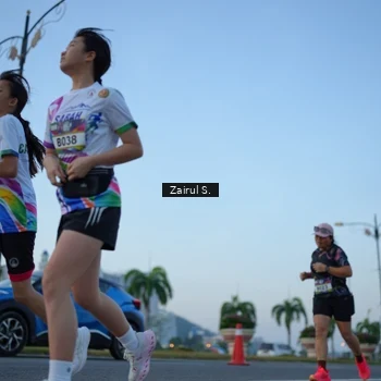 Runner Photo 6087456