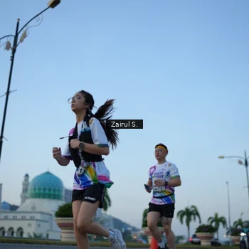Runner Photo 6087457