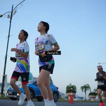 Runner Photo 6087458