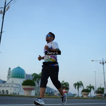 Runner Photo 6087468