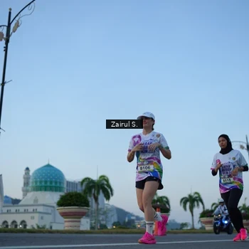 Runner Photo 6087477