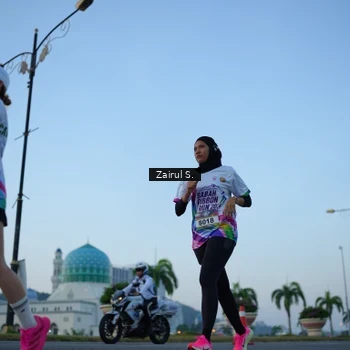 Runner Photo 6087485