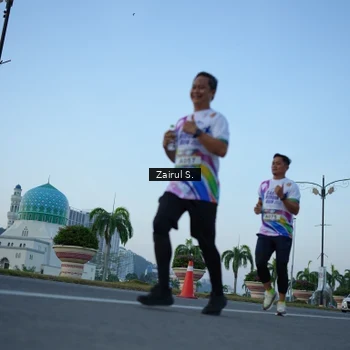 Runner Photo 6087491