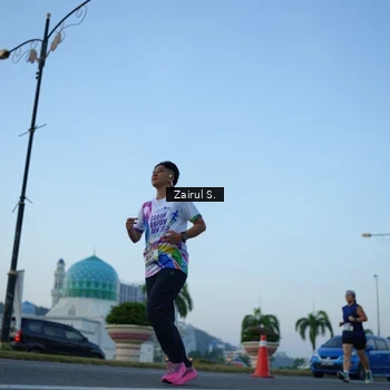 Runner Photo 6087514
