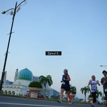 Runner Photo 6087517