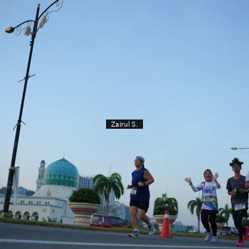 Runner Photo 6087523
