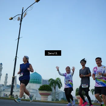 Runner Photo 6087543