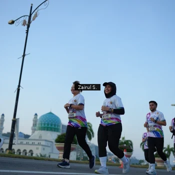 Runner Photo 6087554