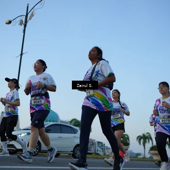 Runner Photo 6087571