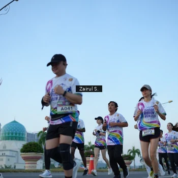 Runner Photo 6087588