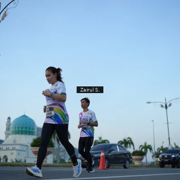 Runner Photo 6087599