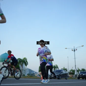 Runner Photo 6087605