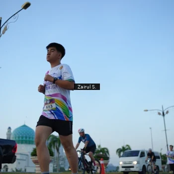 Runner Photo 6087611