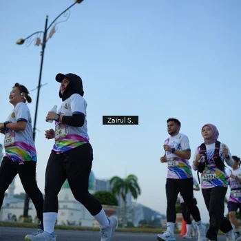 Runner Photo 6087617