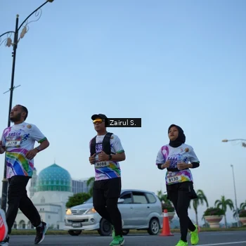 Runner Photo 6087627
